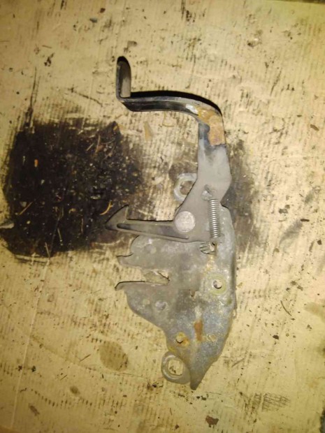 Ford Maverick 93-98 Motorh�ztet� Z�rszerkezet