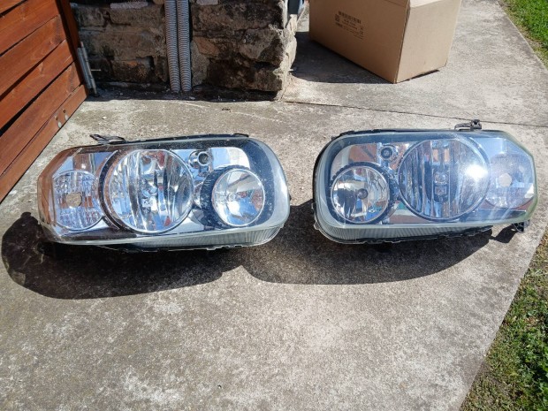 Ford Maverick első lámpa
