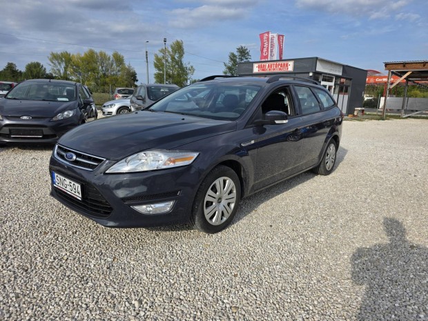 Ford Mondeo 1.6 Ti-Vct Ambiente 158.473km-t fut...