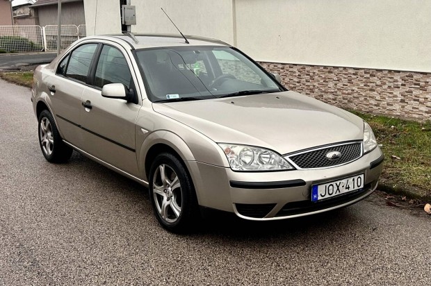 Ford Mondeo 1.8 Ambiente 2005 110Le 234.000km