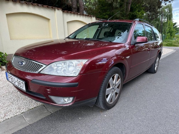 Ford Mondeo 1.8 SCi Ghia Digit Klíma!Ülésfűtés!...