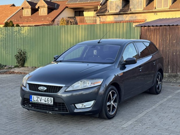 Ford Mondeo 1.8 TDCi Ghia