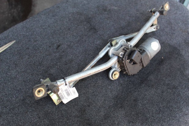 Ford Mondeo 2000-2006 Ablaktörlő szerkezet motorral 390241702