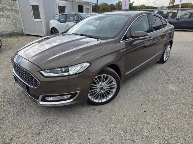 Ford Mondeo 2.0 HEV Vignale (Automata) Napfényt...