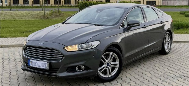 Ford Mondeo 2.0 TDCi Business AWD / Sávtartó /...