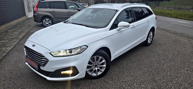 Ford Mondeo 2.0 TDCi Business M.oi -Szervizk�ny...