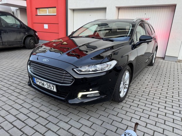 Ford Mondeo 2.0 TDCi Business Powershift Parkol...