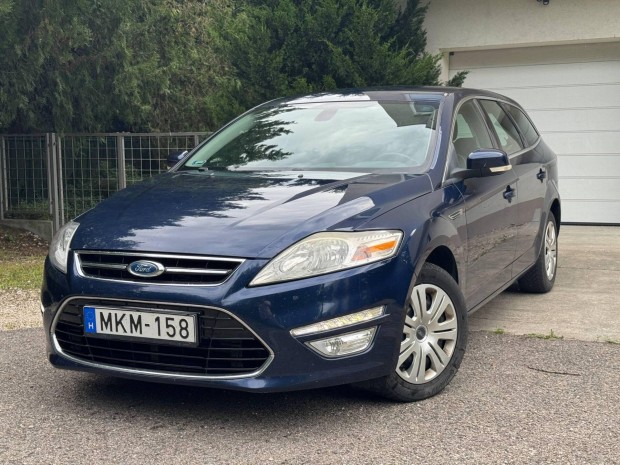 Ford Mondeo 2.0 TDCi Champions Titanium Convers...
