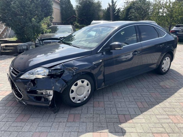 Ford Mondeo 2.0 TDCi Champions Titanium Powershift