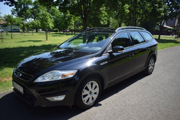 Ford Mondeo 2.0 TDCi Champions Trend