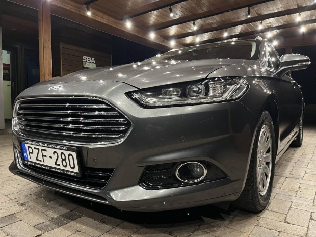 Ford Mondeo 2.0 TDCi Titanium Powershift Azonna...