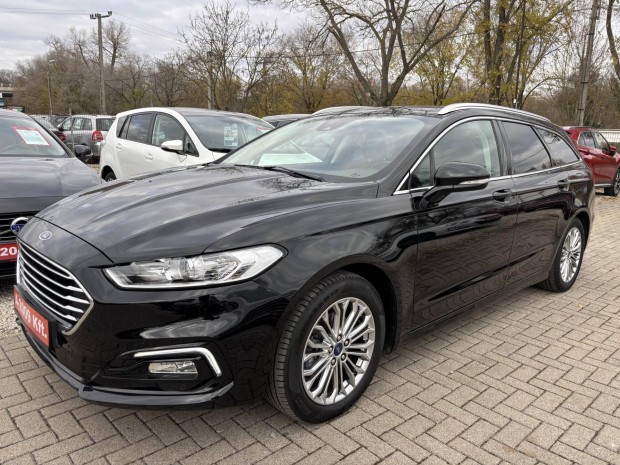 Ford Mondeo 2.0 TDCi Titanium Powershift Megkm...