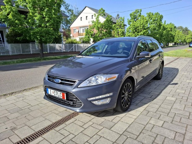 Ford Mondeo 2.0 TDCi Titanium Végig vezetett sz...