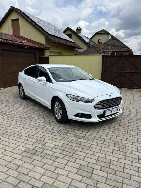 Ford Mondeo 2.0 TDCi Trend Gy�rif�nyez�s-�f�s
