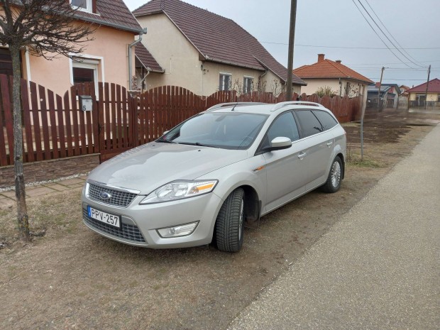 Ford Mondeo 2.0 i Mk4, Benzin-Gz,friss mszaki,Tulajtl