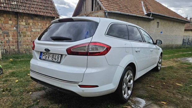 Ford Mondeo 2.0 tdci manuál 6