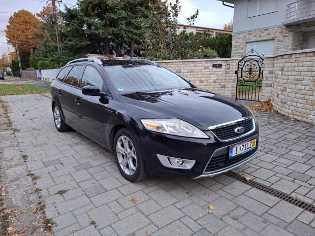 Ford Mondeo 2.2 TDCi Ghia Executive Vezetett sz...