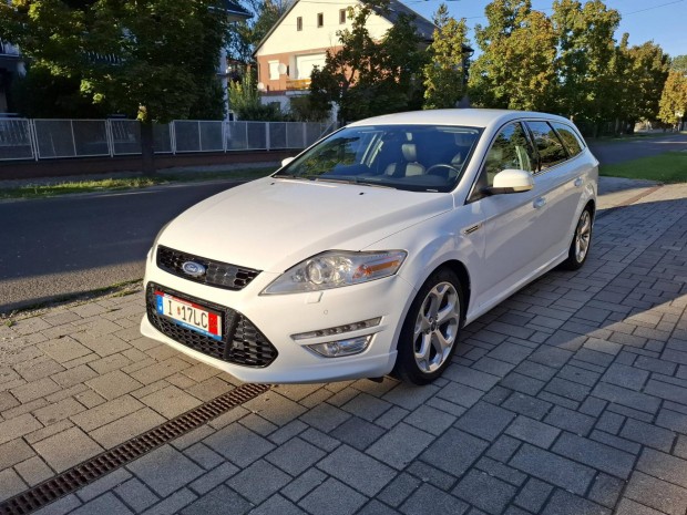 Ford Mondeo 2.2 TDCi Titanium-S Gyári fényezés....