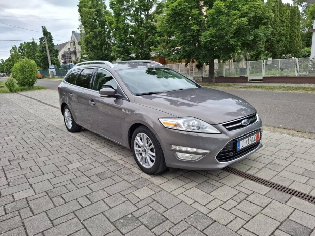 Ford Mondeo 2.2 TDCi Titanium Sérülésmentes gyá...
