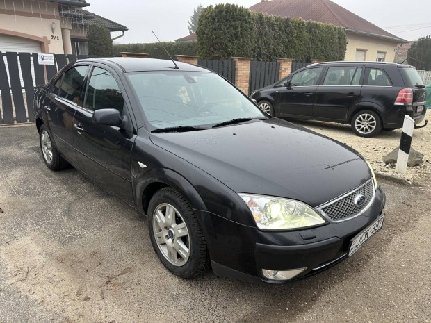 Ford Mondeo 2.5 V6 Ghia Executive Ignyesebbek!...