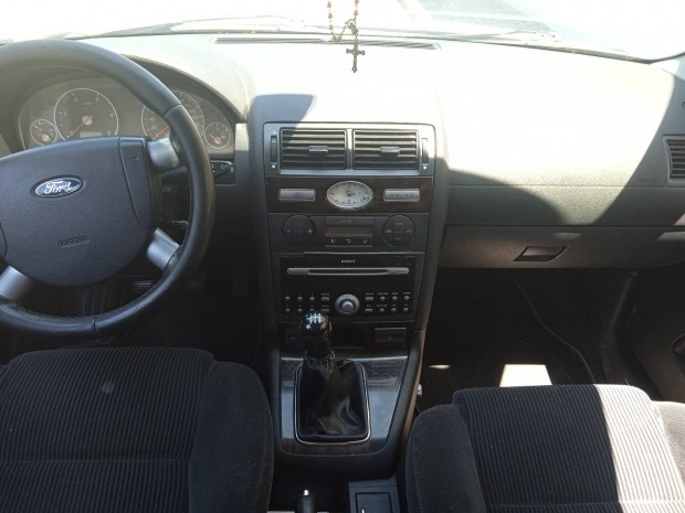 Ford Mondeo Ghia TDCI 