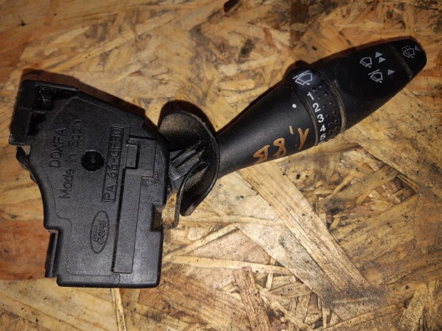 Ford Mondeo III Ablakt�rl� Kapcsol�