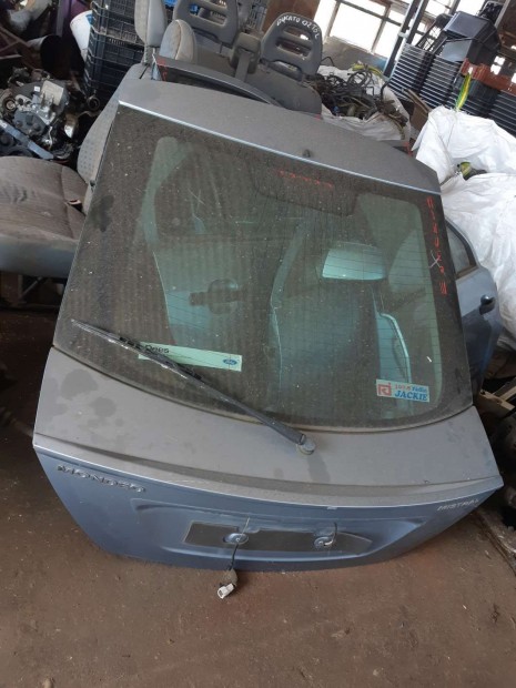 Ford Mondeo III Csomagtér Ajtó