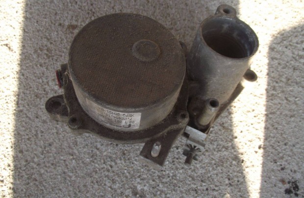 Ford Mondeo MK3 TDCI vkumpumpa 2001-2007 XS7QA2451BH