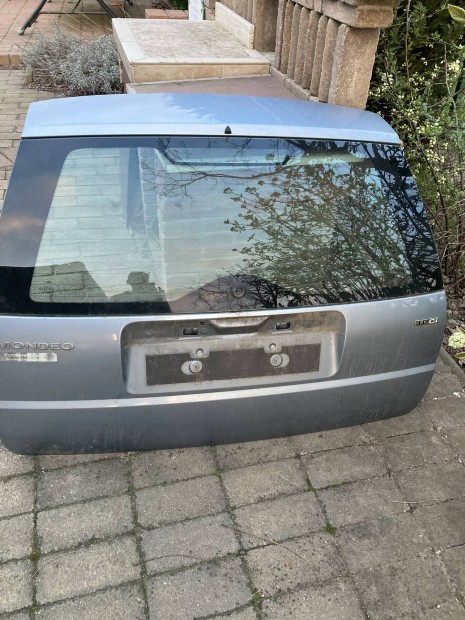 Ford Mondeo MK3 kombi csomagtérajtó 8.2-es színkód(2001-06)