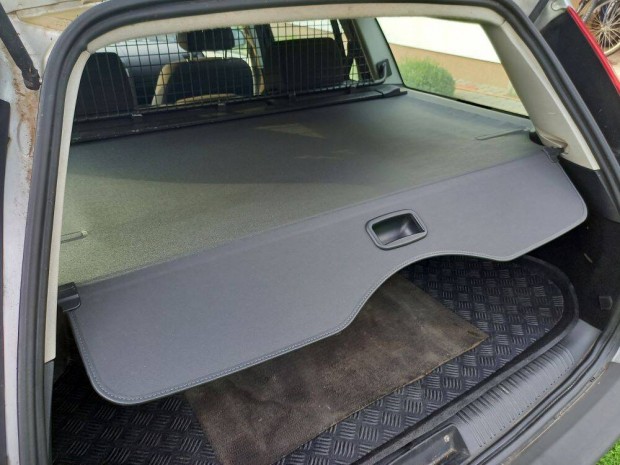 Ford Mondeo MK3 kombi eredeti gyri bontott csomagtr rol (2001-2007)