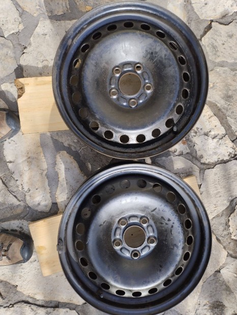 Ford Mondeo MK3 lemezfelni 2 db jó állapotú eladó