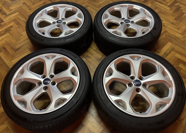 Ford Mondeo MK4 Gyári Alufelni 18" 5x108 Nyárigumikkal