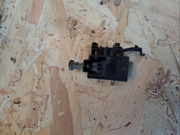 Ford Mondeo MK4 (2006-2014)  F�kl�mpa Kapcsol�