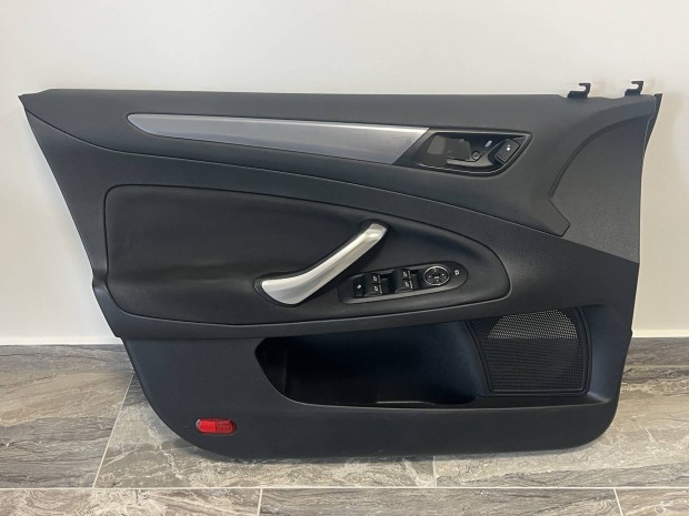 Ford Mondeo MK4 ajtkrpit