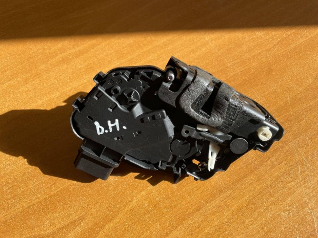 Ford Mondeo MK4 bal hts ajtzr 6M2A-R26413-EC elad