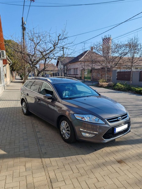 Ford Mondeo MK4 elad�