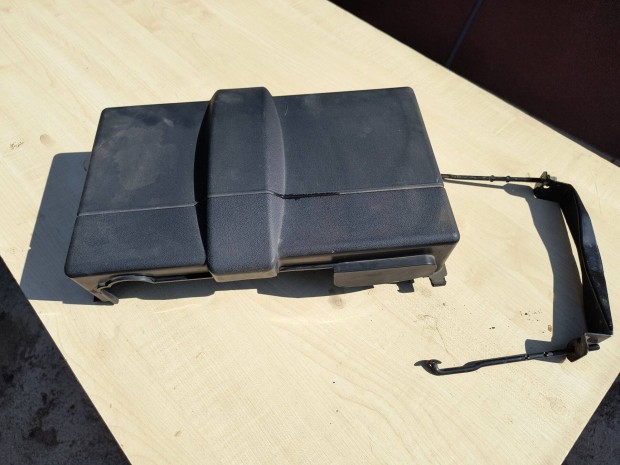 Ford Mondeo Mk3 (2000-2007) 2.0Tdci akku r�gz�t�