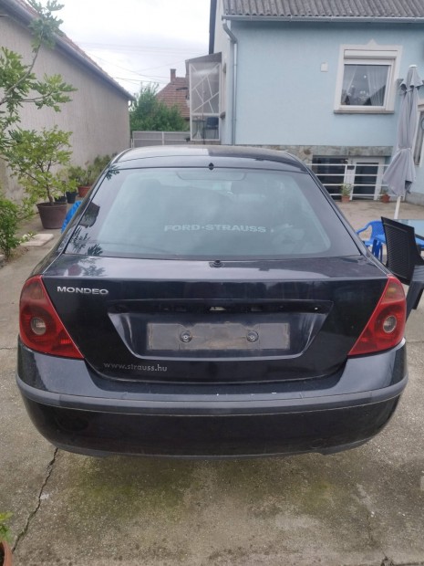 Ford Mondeo Mk3 csomagtér ajtó eladó!