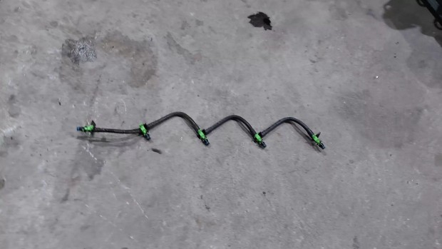 Ford Mondeo S-Max Galaxy Kuga 06 Porlaszt� visszafoly� r�solajcs� 8141