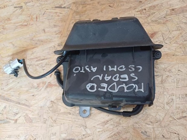 Ford Mondeo Sedn MK3 (2002-2007) Csomagtrajt Kzpontizr