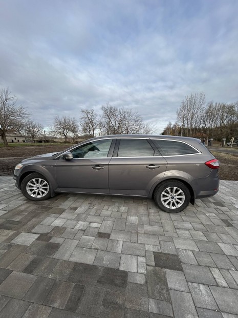 Ford Mondeo Titanium