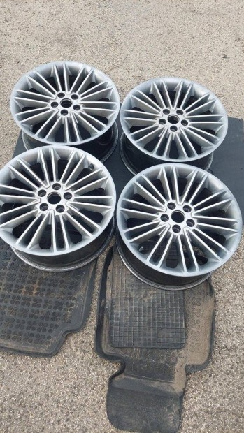 Ford Mondeo Vignale 18" gyri alufelni garnitra elad!