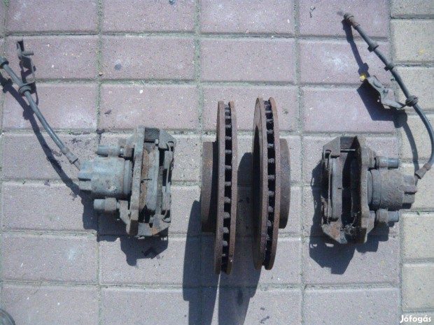 Ford Mondeo (93-2000)Mkii V6 első Fékrendszer.96%os Eredeti betétekkel