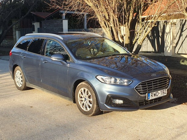 Ford Mondeo / Mo-i / 65ekm / vgig mrkaszervzben / garzsban