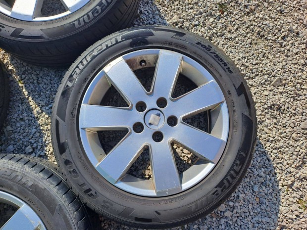 Ford Mondeo mk3 alufelni,ny�ri gumikkal