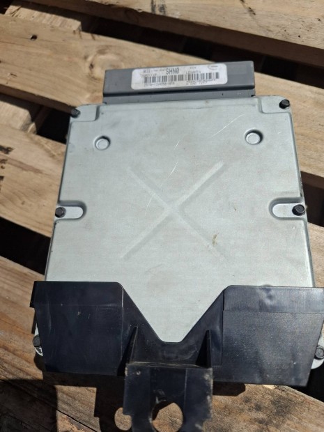 Ford Mondeo mk3 motorvezérlő és immo szett, ECU