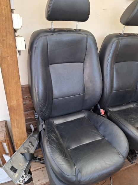 Ford Mondeo mk3 ülés szett, bőr ülés