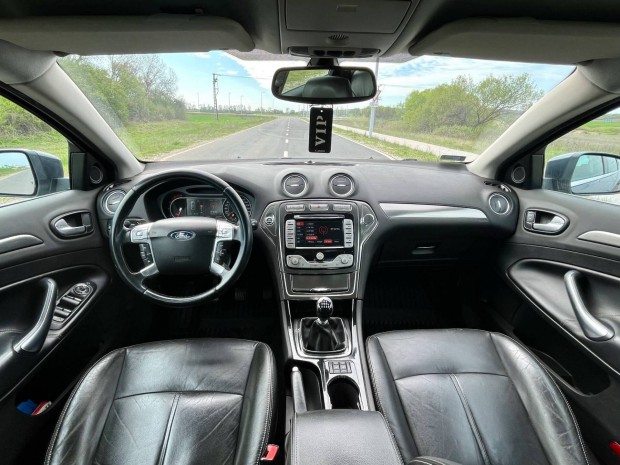 Ford Mondeo mk4 Titanium X
