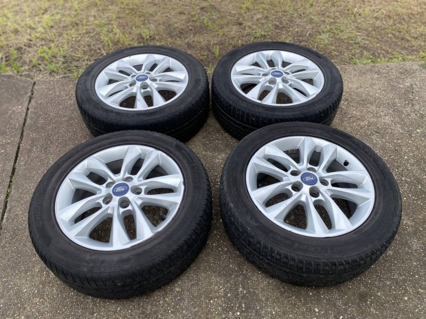Ford Mondeo mk4 gyári 16"-os alufelni 5x108