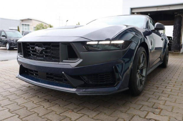 Ford Mustang Dark HORSE Fastback 5.0L 454 LE S6...